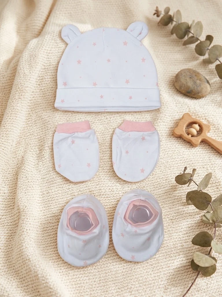 Sunnozy-Hat+Mittens+Booties - pink little star - 0+